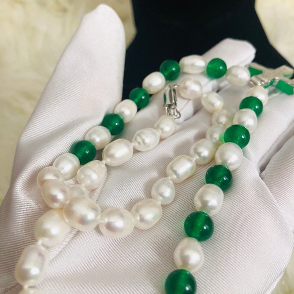 Freshwater Pearl Jade Cross Necklace - Picture 3 of 12